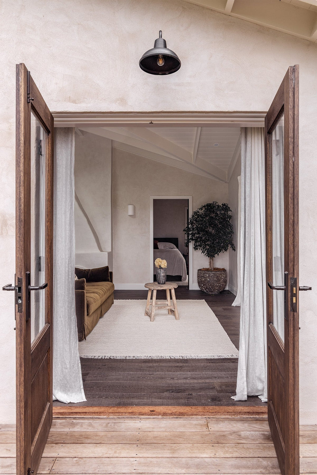 Hunter Cabin: A Byron Hinterland Escape by Billi-Hunter Drury