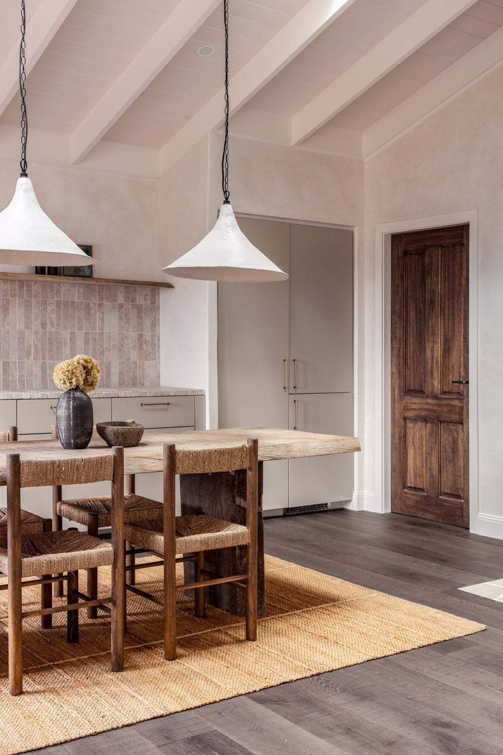 Best Rugs for Under a Dining Table: How to Avoid Chair Catch