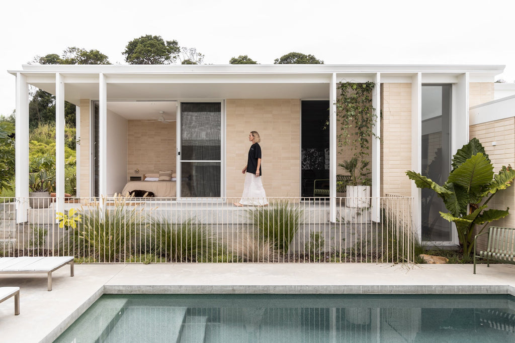 Sea Acre House: A Coastal-Rural Sanctuary by Tess Robinson