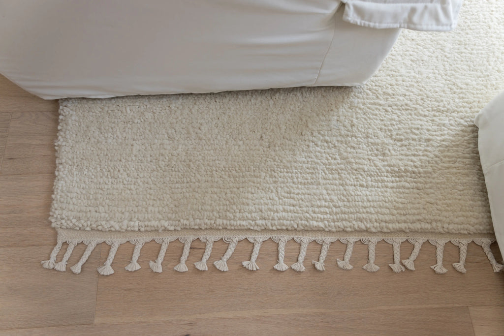 Sapna Hand Knotted New Zealand Ribbed Wool Rug in Ivory