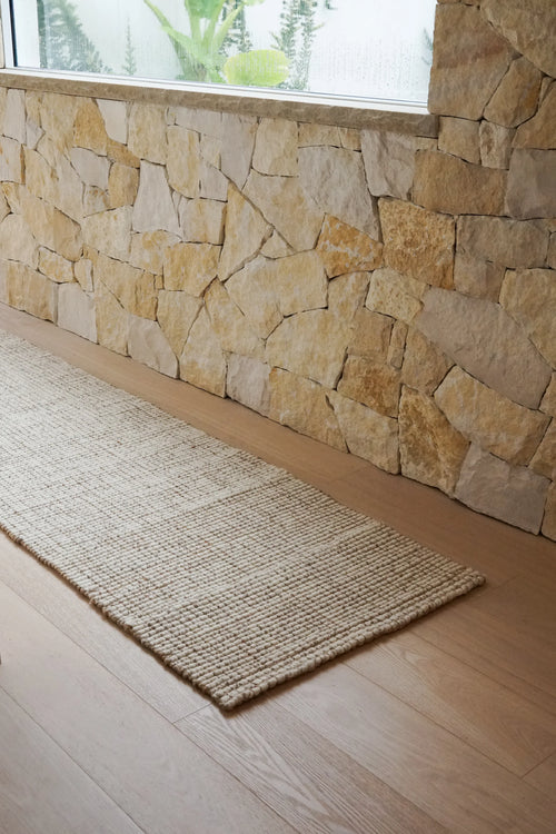Alskar Handwoven Wool and Jute Runner Rug in Wheat