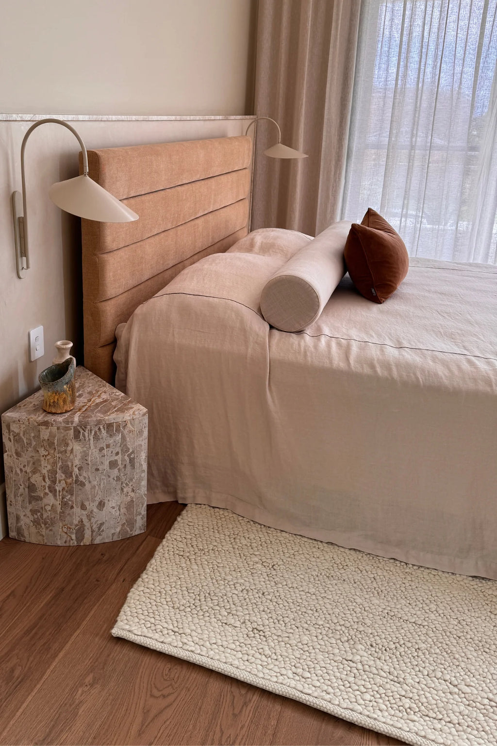 Newport Pebbly Weave Wool Rug in Ivory