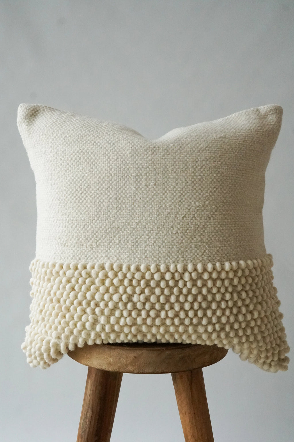 Niva Looped Cushion in Natural White