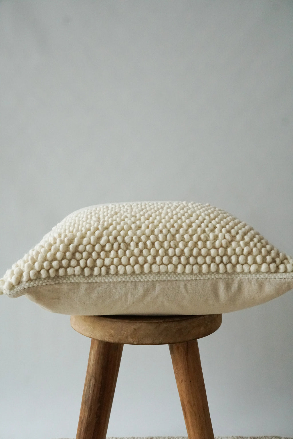 Niva Looped Cushion in Natural White