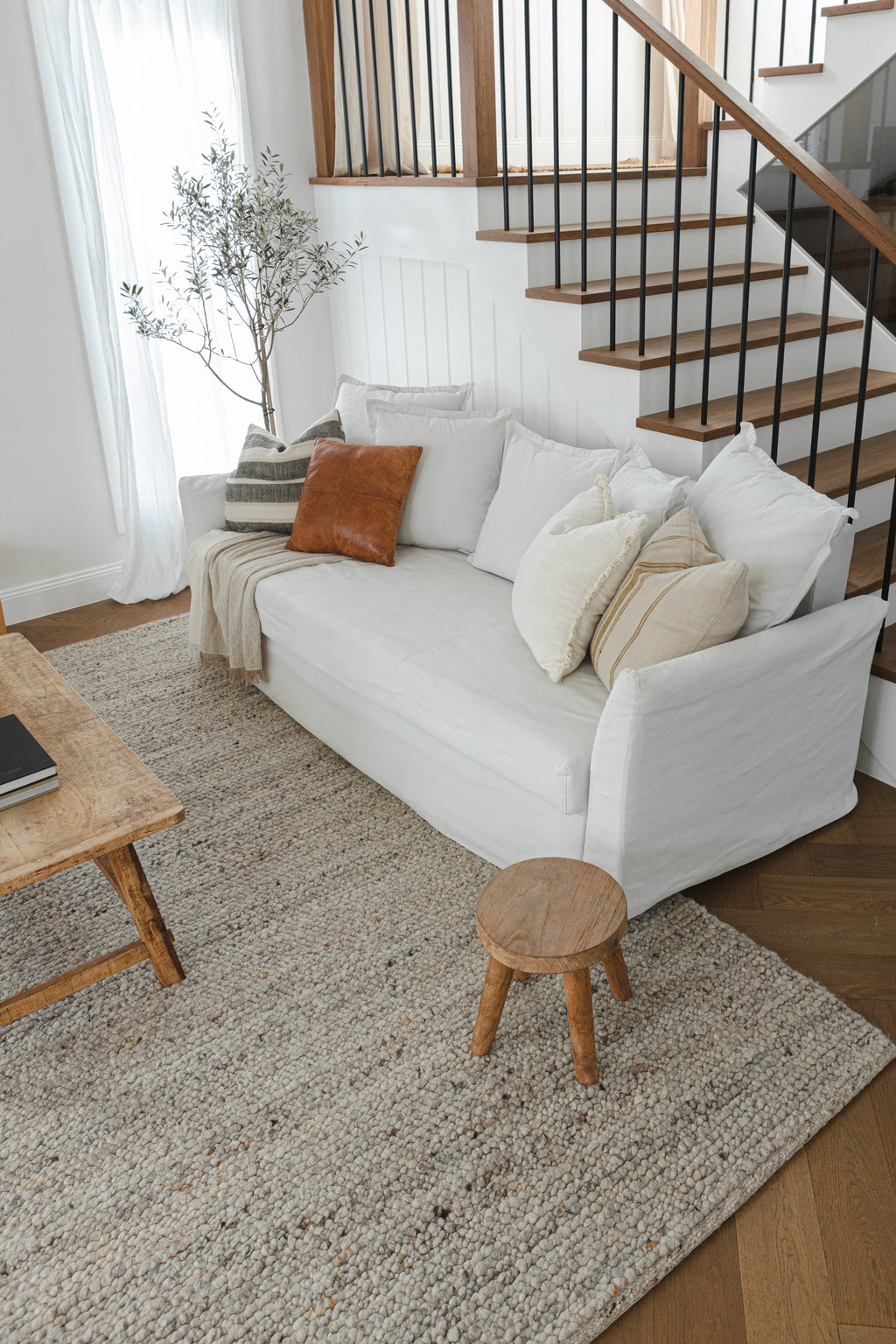 Topanga Chunky Wool Rug in Pebble