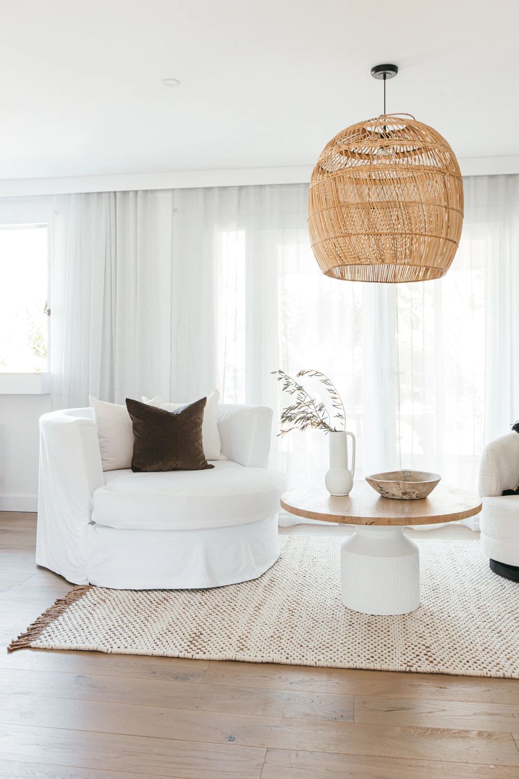 Samyati Wool and Jute Rug in Ivory