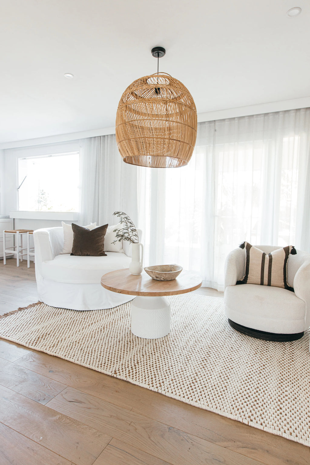 Samyati Wool and Jute Rug in Ivory