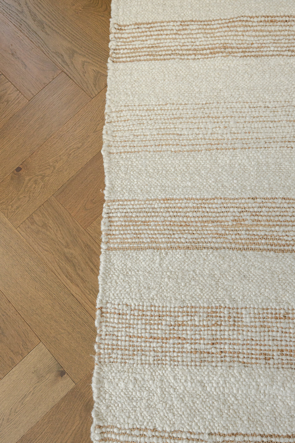 Laguna Wool and Jute Striped Rug in Ivory