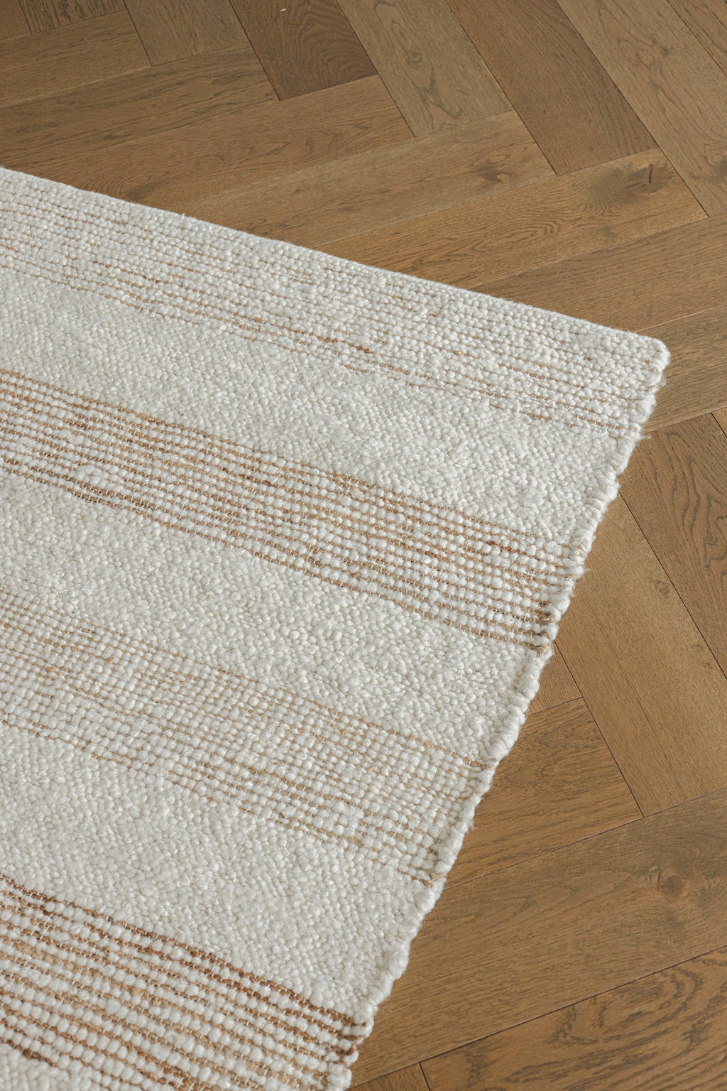 Laguna Wool and Jute Striped Rug in Ivory
