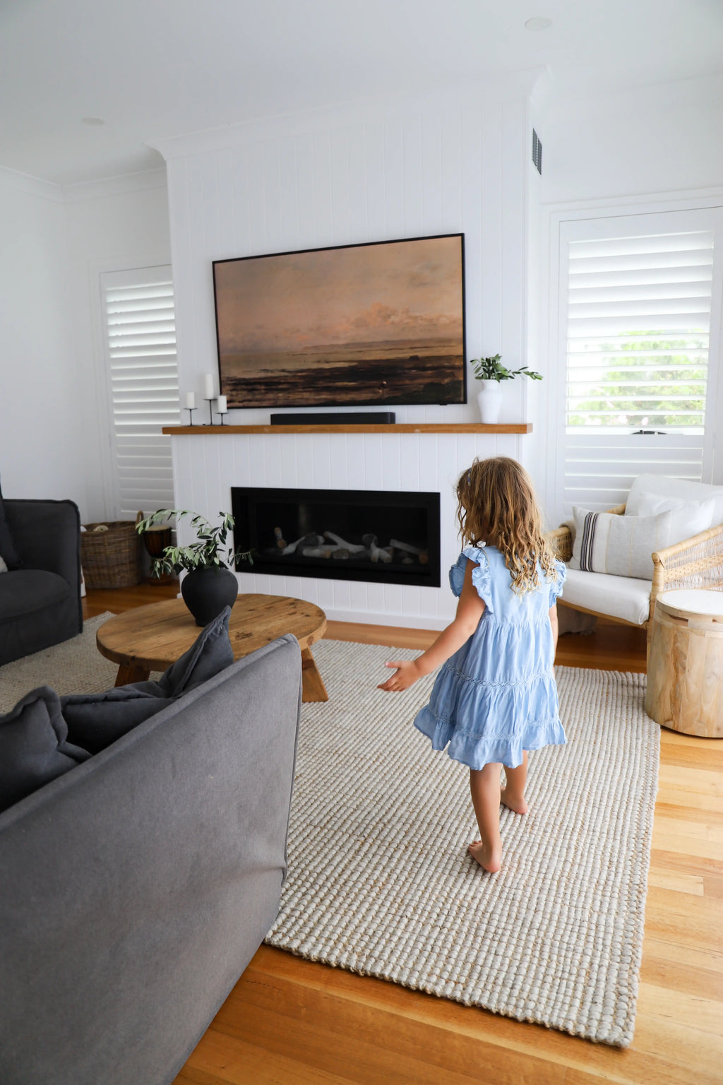 Alskar Handwoven Wool and Jute Rug in Beige