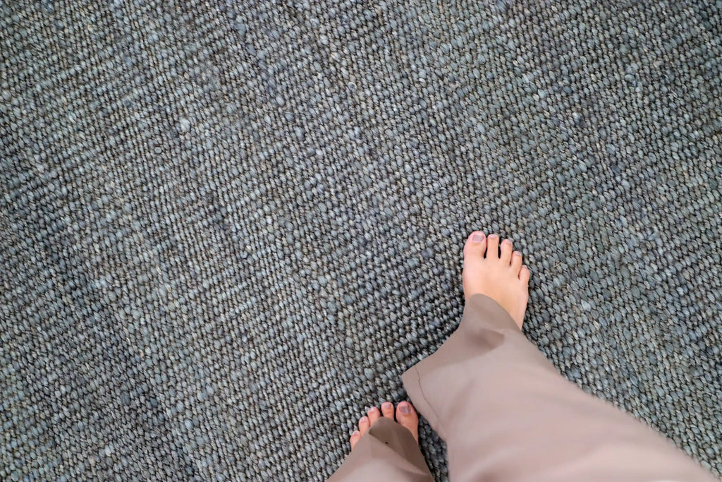 Dharana Jute Round Rug in Olive