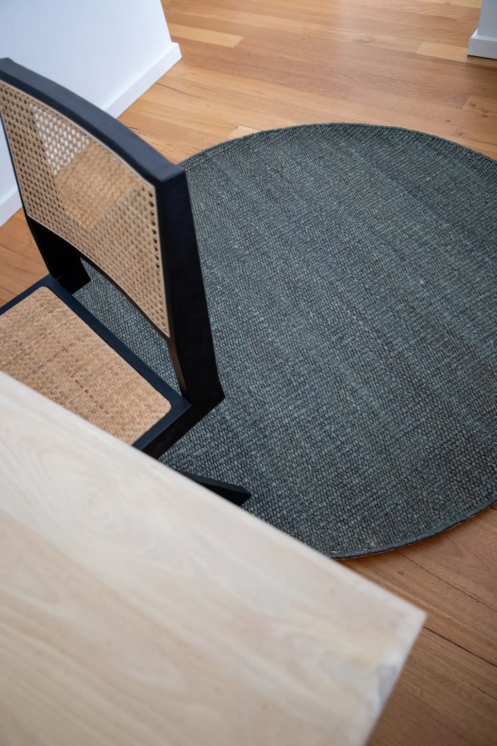 Dharana Jute Round Rug in Olive