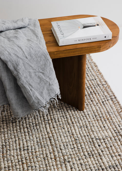 Alskar Handwoven Wool and Jute Rug in Grey