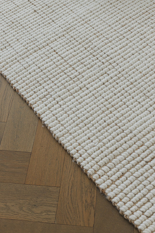 Alskar Handwoven Wool and Jute Doormat in Ivory
